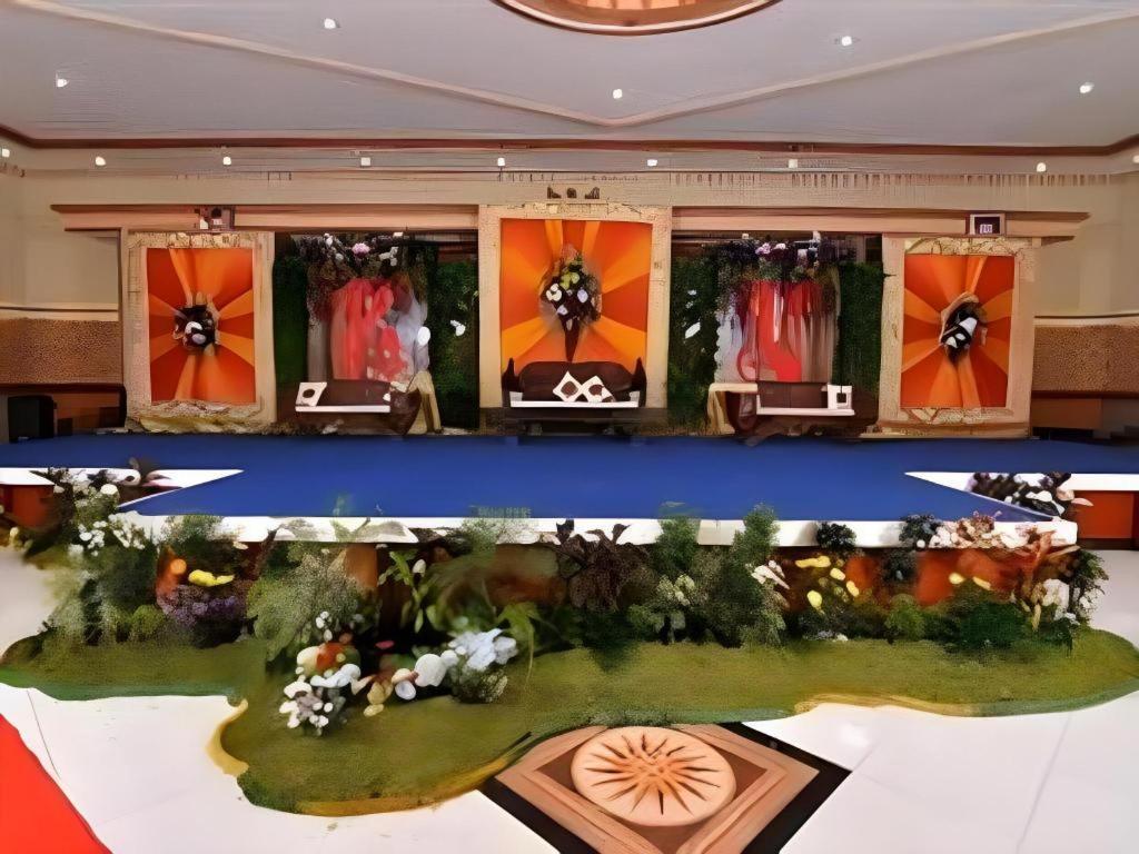 Yusro Hotel Restaurant & Convention Jombang Zewnętrze zdjęcie