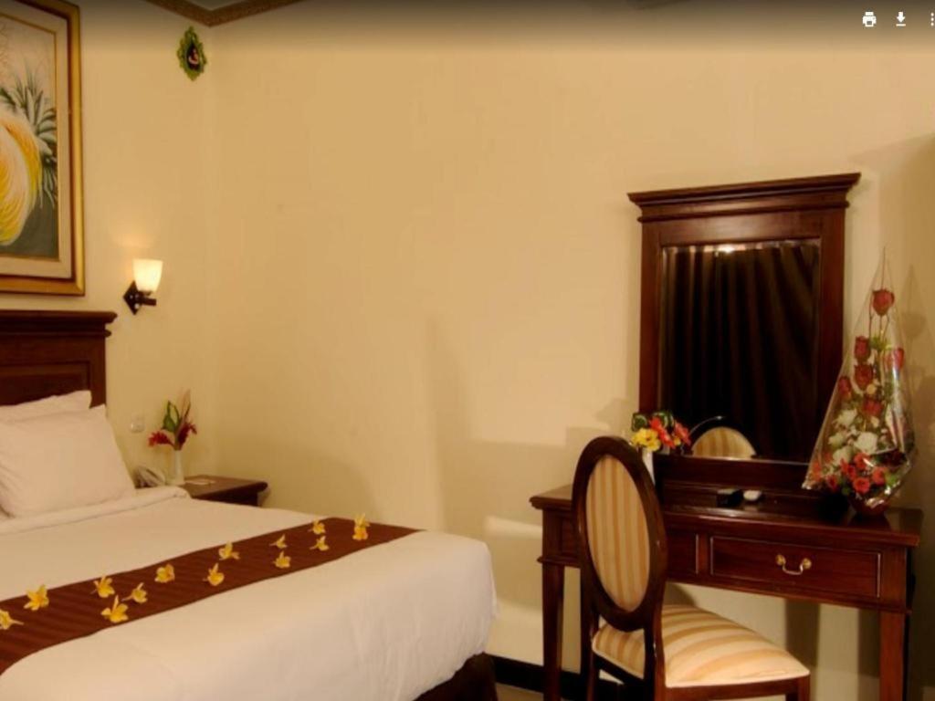 Yusro Hotel Restaurant & Convention Jombang Zewnętrze zdjęcie