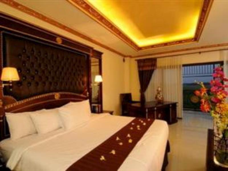 Yusro Hotel Restaurant & Convention Jombang Zewnętrze zdjęcie